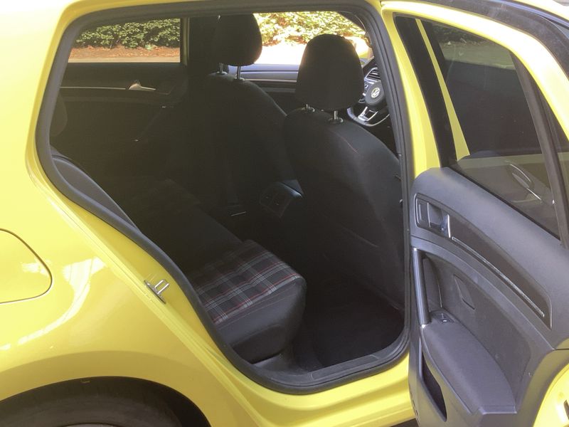 Volkswagen Golf VII 2.0 TSI GTI BlueMotion Tech — zdjęcie 14