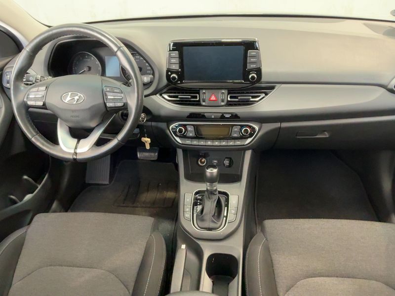 Hyundai i30 1.5 T-GDI Mild-Hybrid Edition 30 — zdjęcie 12