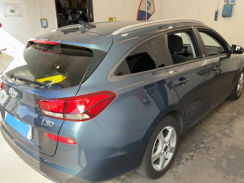 Hyundai i30 1.5 T-GDI Mild-Hybrid Edition 30 — zdjęcie 6