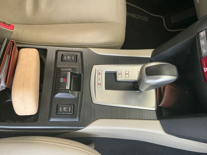 Subaru Legacy 2.0 Diesel Outback Executive 2014 – снимка 28