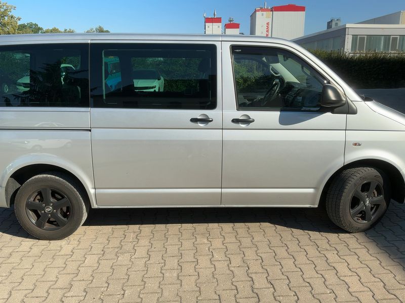 Volkswagen T5 Multivan 2.0 TDI Startline — zdjęcie 7