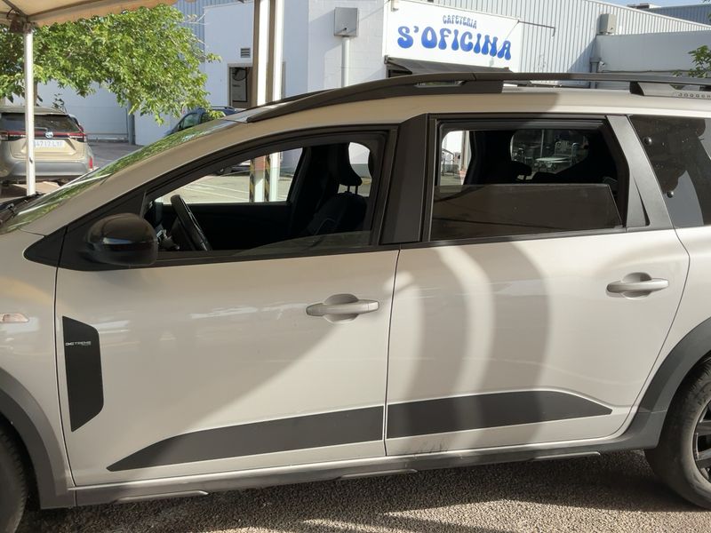 Dacia Jogger 1.0 TCe Extreme 2022 – снимка 4