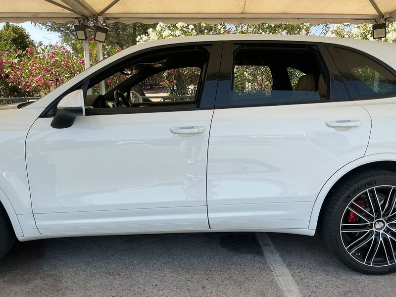Porsche Cayenne Diesel — zdjęcie 4