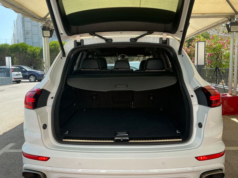 Porsche Cayenne Diesel — zdjęcie 10
