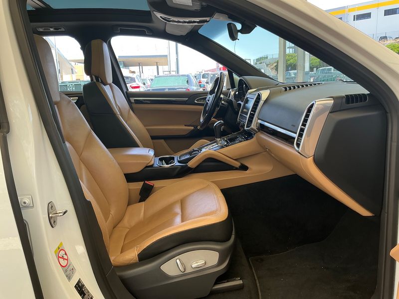 Porsche Cayenne Diesel — zdjęcie 11