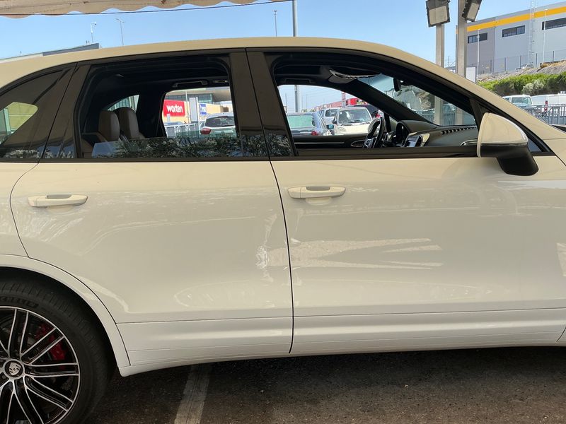 Porsche Cayenne Diesel — zdjęcie 7