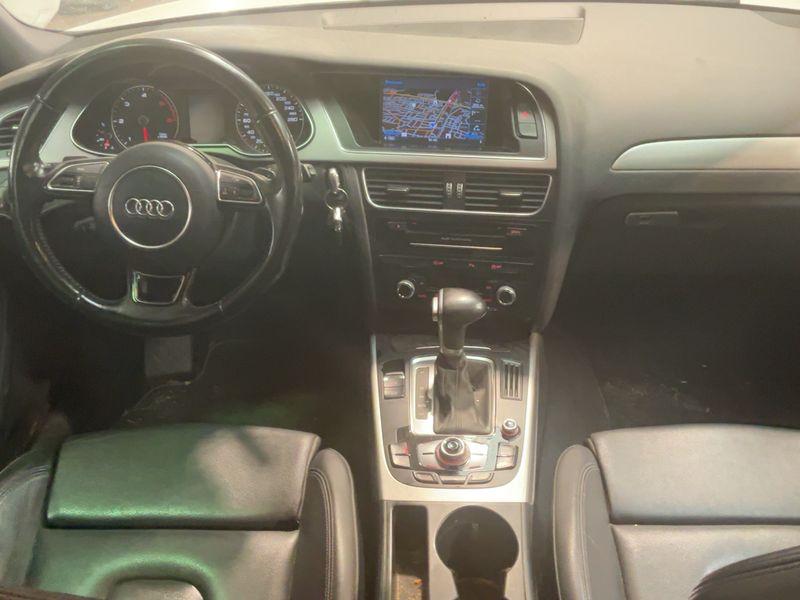 Audi A4 2.0 TDI Attraction 2013 – снимка 17