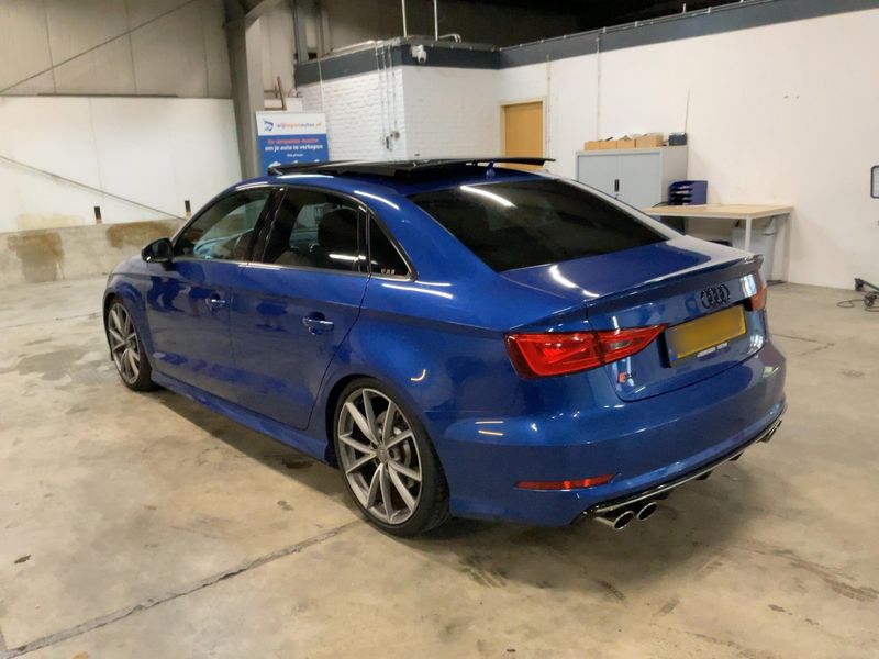 Audi S3 2.0 TFSI quattro — zdjęcie 3