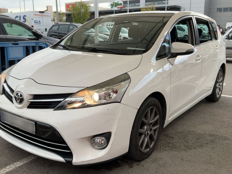2013 Toyota Verso