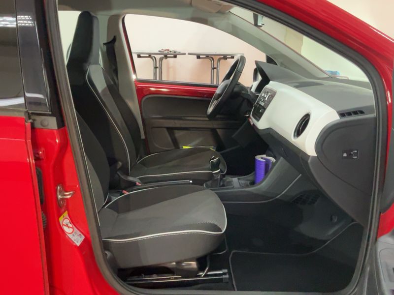 Seat Mii 1.0 Chic — zdjęcie 11
