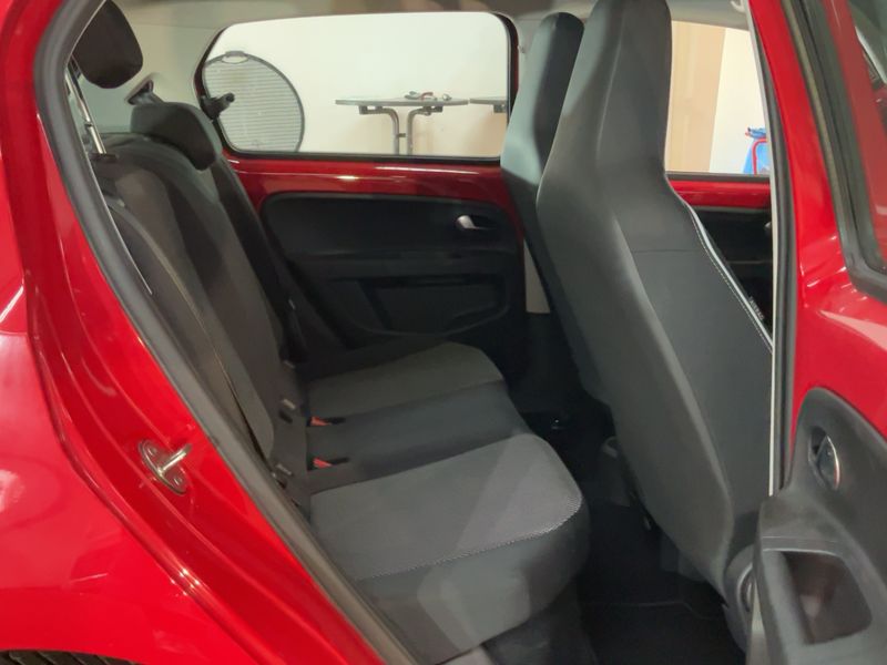 Seat Mii 1.0 Chic — zdjęcie 14
