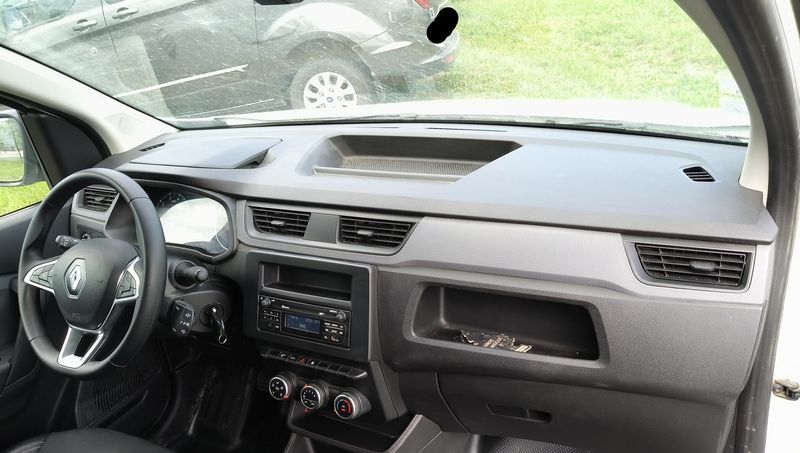Renault Express 1.5 BLUE dCi Confort — zdjęcie 10