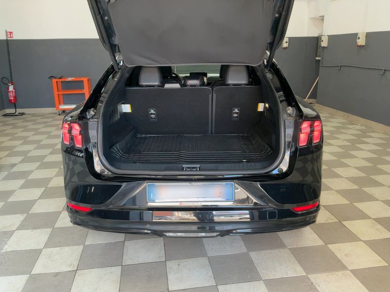 Ford Mustang Mach-E electric drive 198 kW AWD — zdjęcie 10