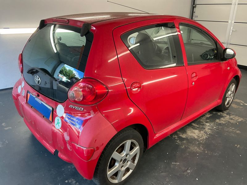 Toyota Aygo 1.0 Cool — zdjęcie 2