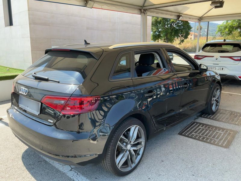 Audi A3 Sportback 1.6 TDI Attraction — zdjęcie 6
