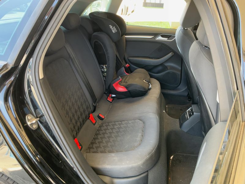 Audi A3 Sportback 1.6 TDI Attraction — zdjęcie 14