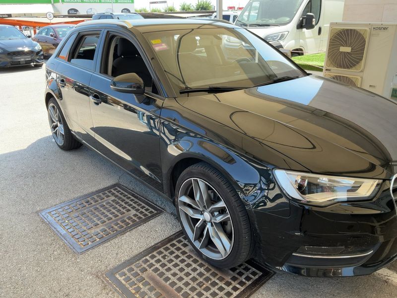 Audi A3 Sportback 1.6 TDI Attraction — zdjęcie 8