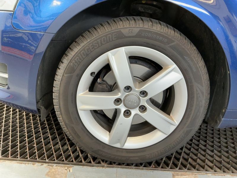 Audi A3 Sportback 1.6 TDI Attraction 2012 – снимка 3