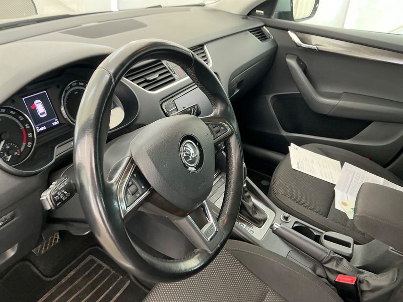 Skoda Octavia 2.0 TDI Scout 4x4 2015 – снимка 27