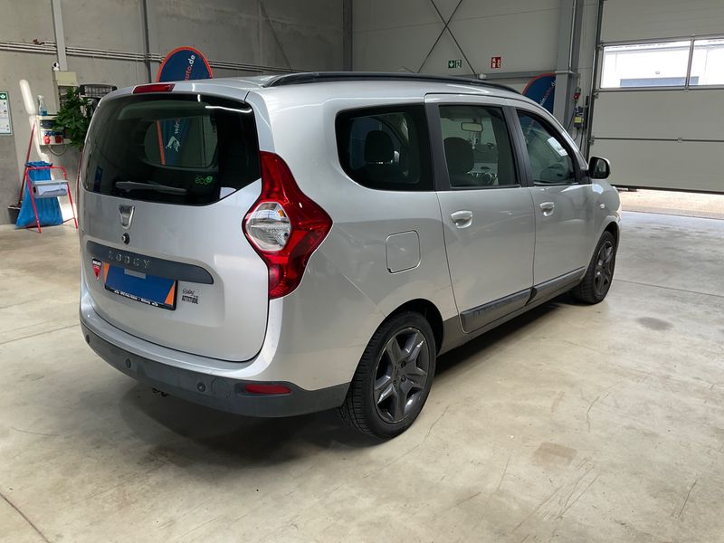 Dacia Lodgy 1.6 Laureate — zdjęcie 2