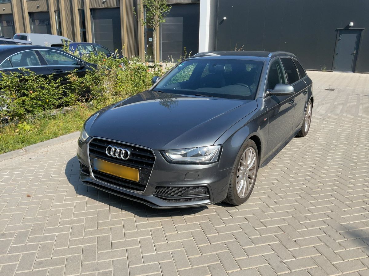 Audi A4 2015