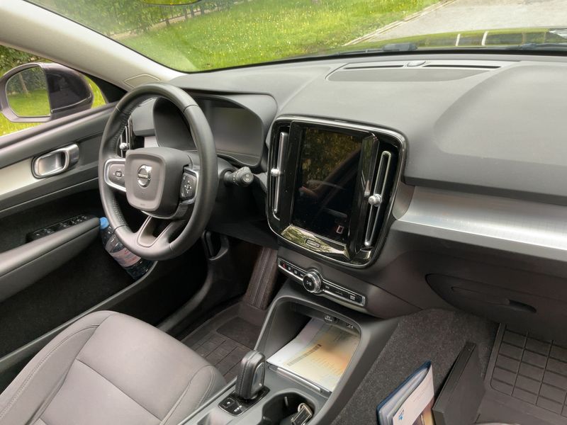 Volvo XC40 1.5 T5 Plug-in Hybrid Inscription Expression 2WD — zdjęcie 12