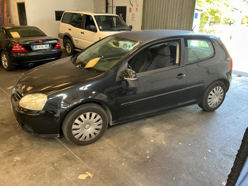 Volkswagen Golf V 1.9 TDI Trendline 2007 – снимка 1
