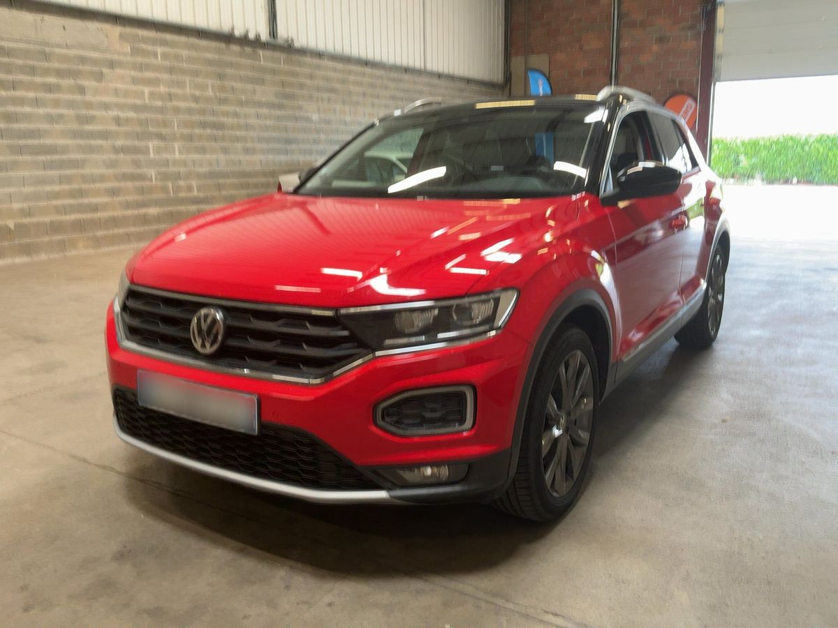 Volkswagen T-Roc 2018 — photo 1