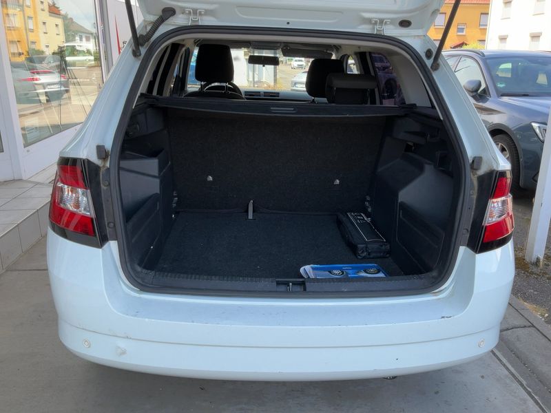 Skoda Fabia 1.4 TDI Cool Plus — zdjęcie 10