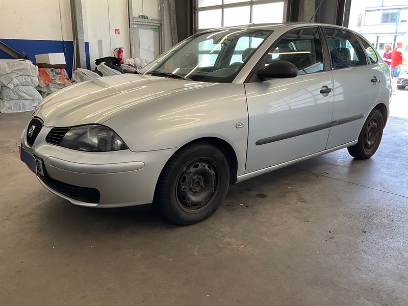 Seat Ibiza 1.4 Fresh — zdjęcie 1