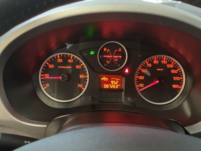 Peugeot Partner 1.2 PureTech Allure 2018 – снимка 19