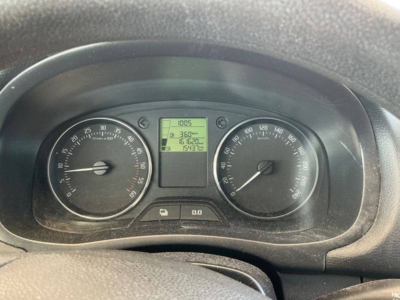 Skoda Roomster 1.6 TDI Ambition — zdjęcie 4