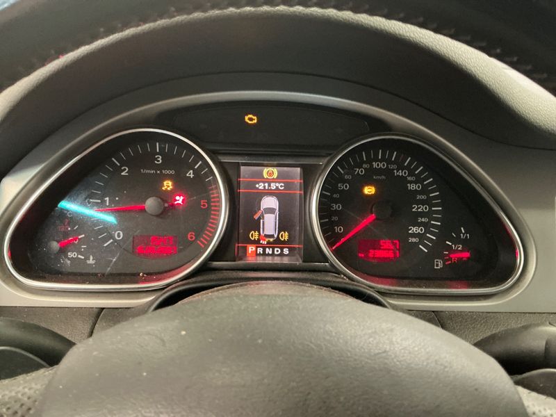 Audi Q7 3.0 V6 TDI quattro 2008 – снимка 49