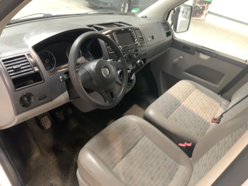 Volkswagen T5 Transporter 2.0 TDI Pritsche Doppelkabine — zdjęcie 11