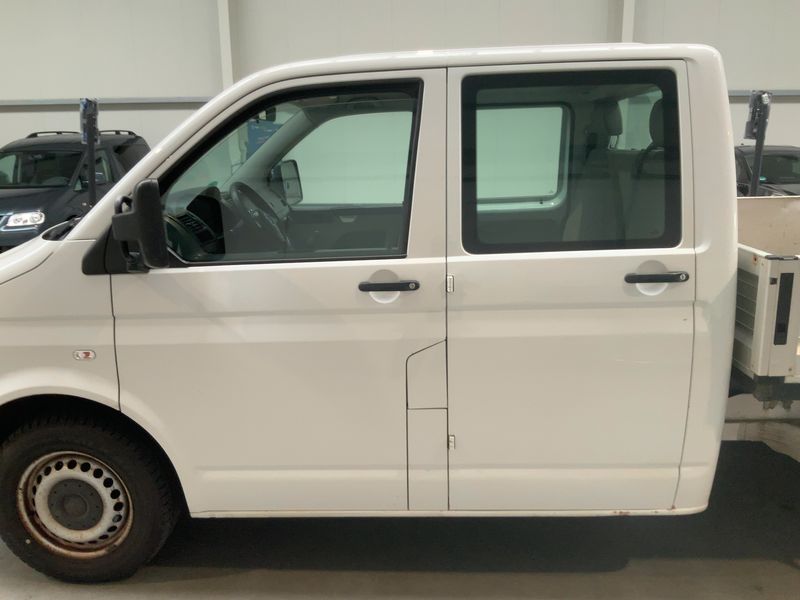 Volkswagen T5 Transporter 2.0 TDI Pritsche Doppelkabine — zdjęcie 4
