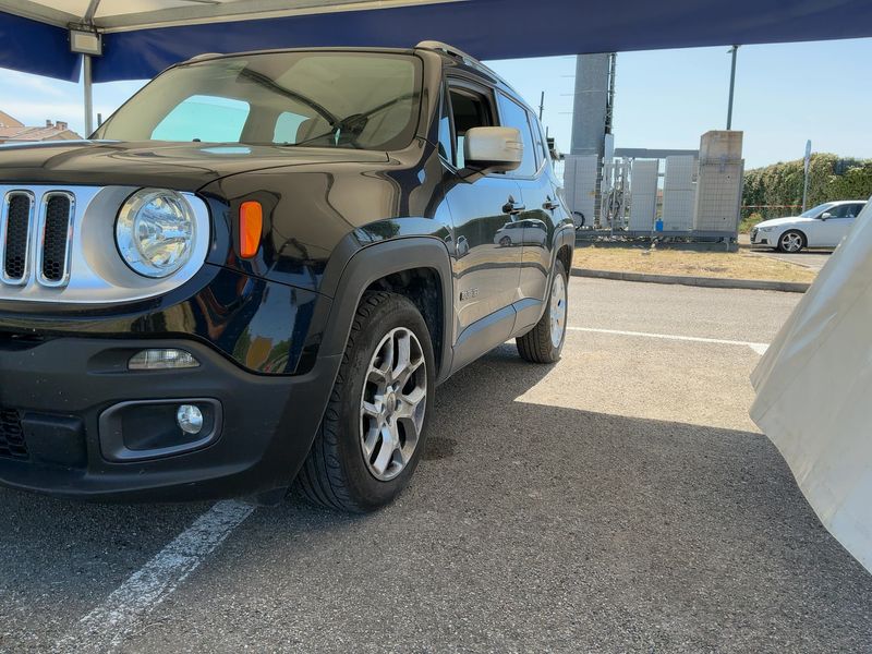 Jeep Renegade 1.6 M-Jet Limited FWD — zdjęcie 2
