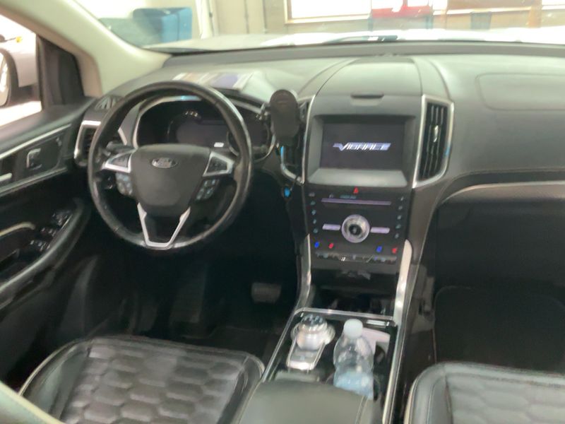 Ford Edge 2.0 TDCi EcoBlue Bi-Turbo Vignale 4x4 — zdjęcie 12