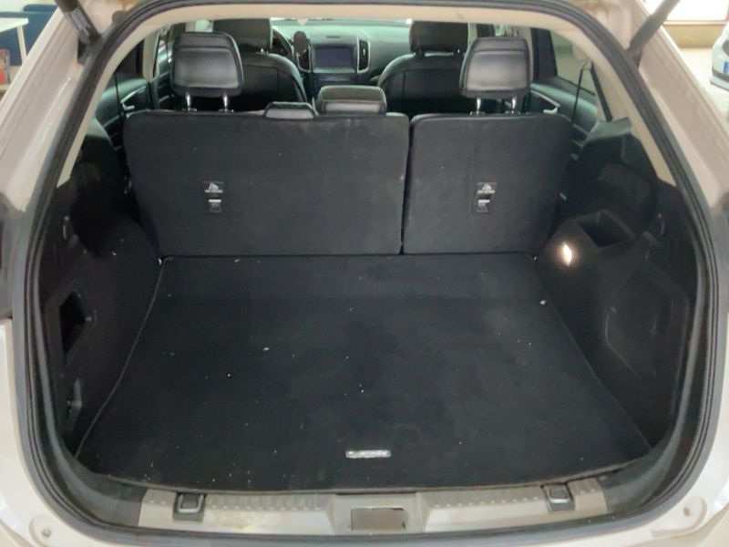 Ford Edge 2.0 TDCi EcoBlue Bi-Turbo Vignale 4x4 — zdjęcie 10