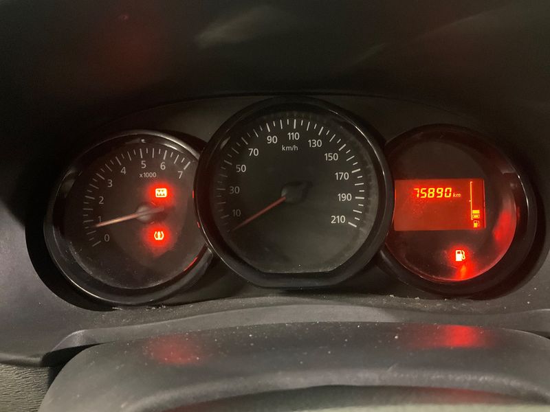 Dacia Lodgy 1.3 TCe Essentiel — zdjęcie 13