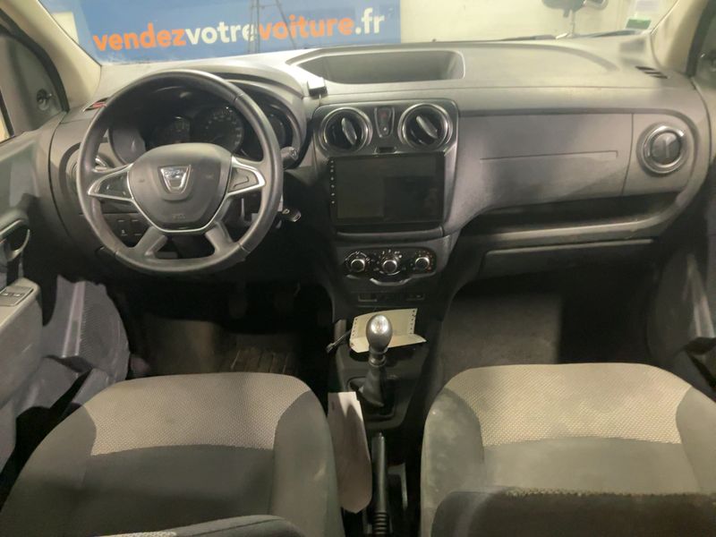 Dacia Lodgy 1.3 TCe Essentiel — zdjęcie 12