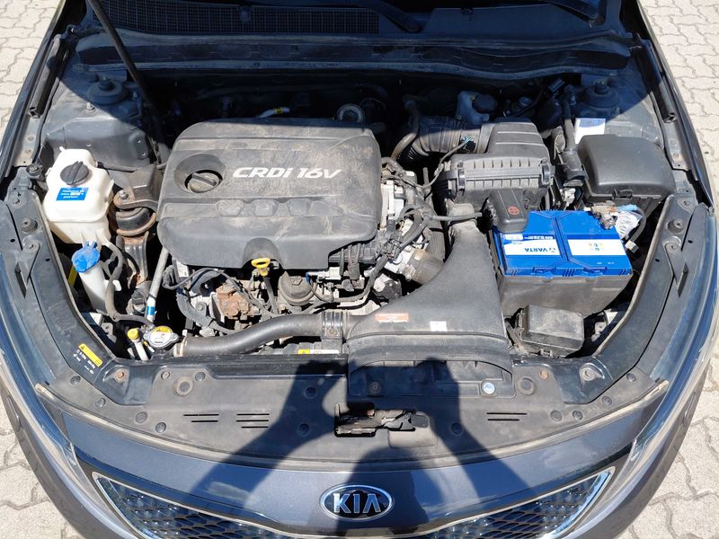 Kia Optima 1.7 CRDi Spirit — zdjęcie 8