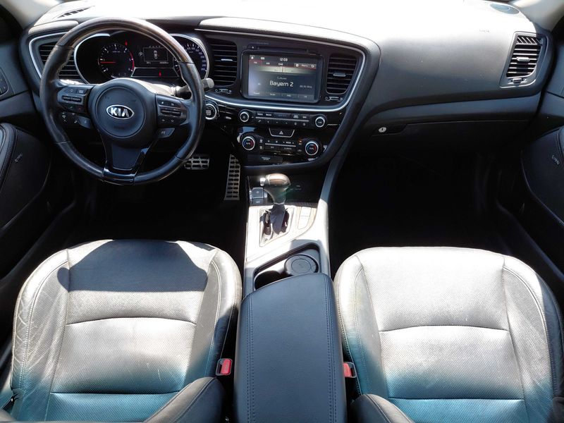 Kia Optima 1.7 CRDi Spirit — zdjęcie 11