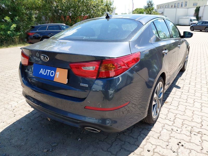 Kia Optima 1.7 CRDi Spirit — zdjęcie 5