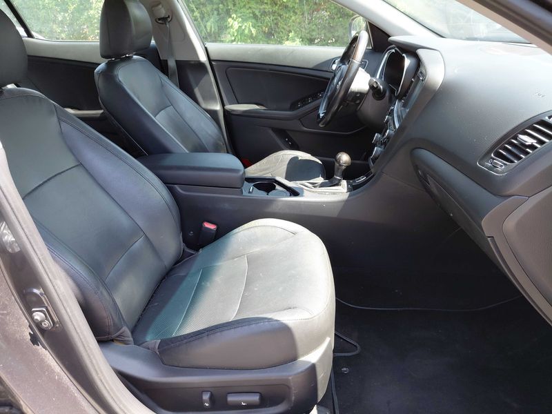 Kia Optima 1.7 CRDi Spirit — zdjęcie 10