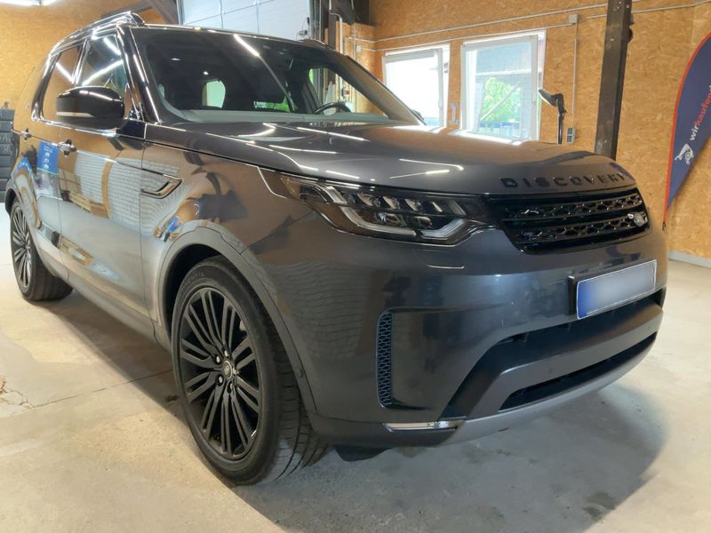 Land Rover Discovery 5 3.0 Td6 HSE — zdjęcie 8