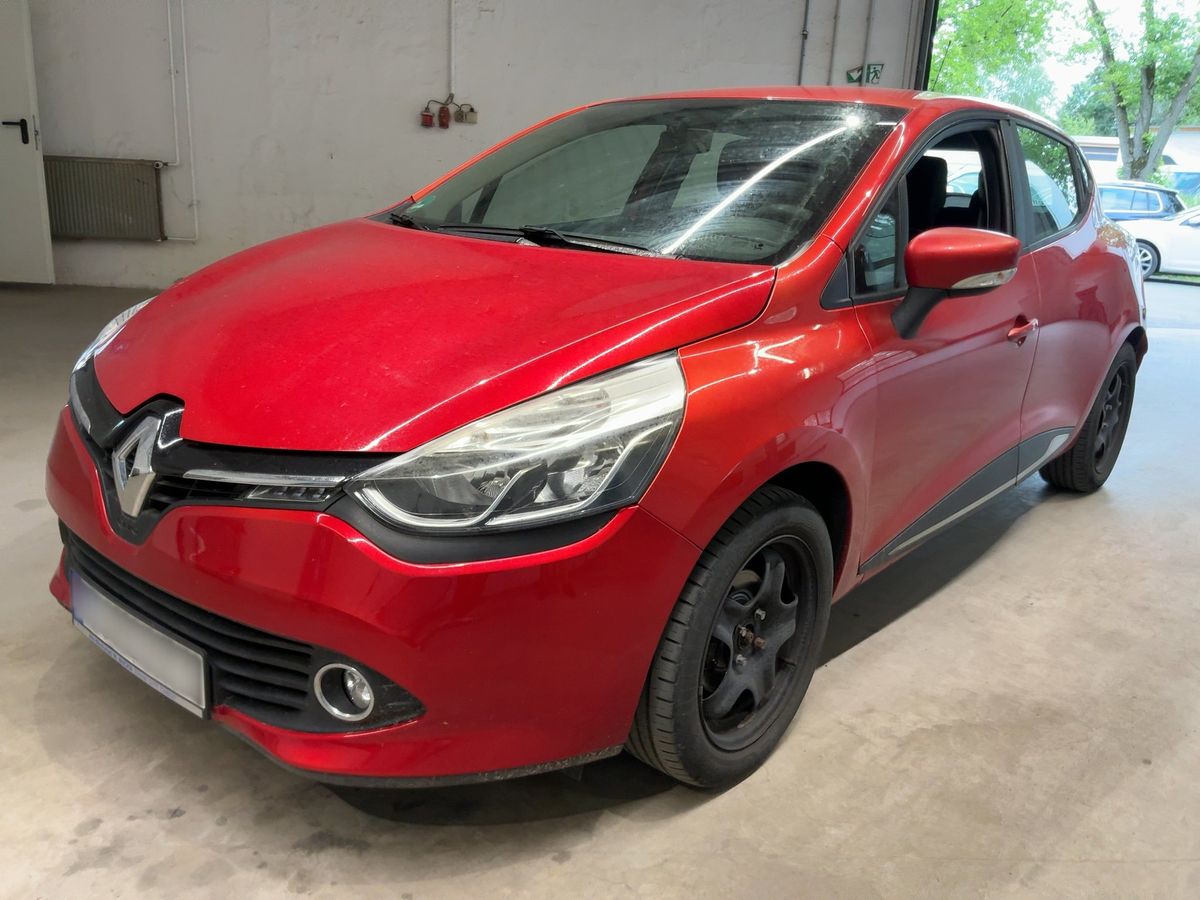 Renault Clio 2015 — photo 1
