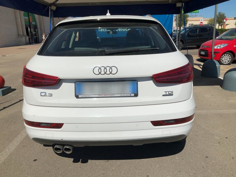 Audi Q3 2.0 TDI quattro Sport — zdjęcie 5
