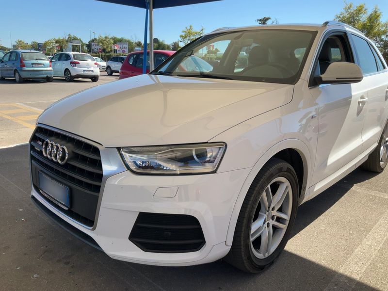 Audi Q3 2.0 TDI quattro Sport — zdjęcie 2