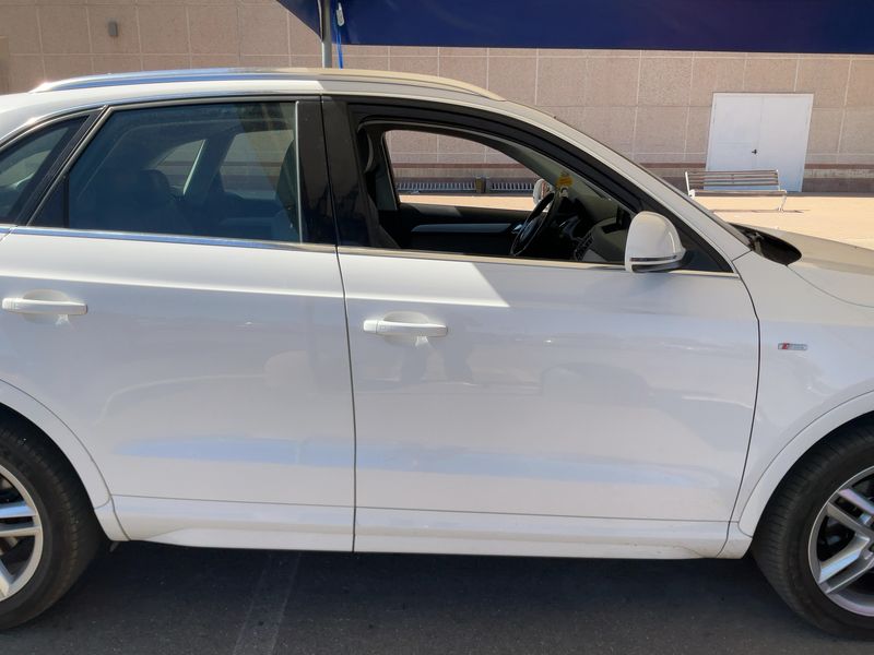 Audi Q3 2.0 TDI quattro Sport — zdjęcie 7