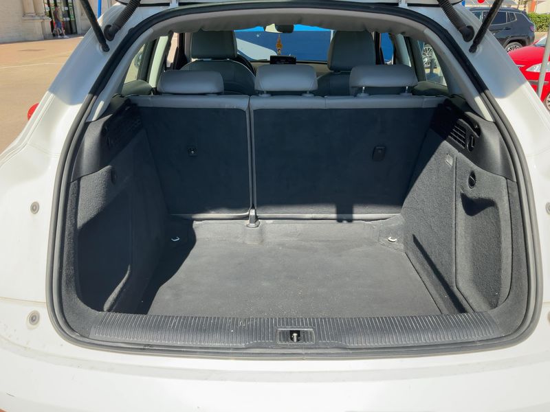 Audi Q3 2.0 TDI quattro Sport — zdjęcie 10